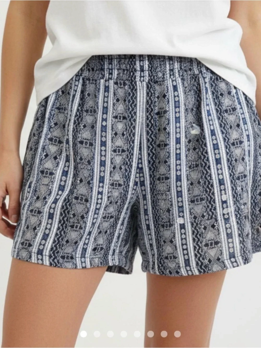 Knox Rose Navy & White Geometric Elastic-Waist Shorts